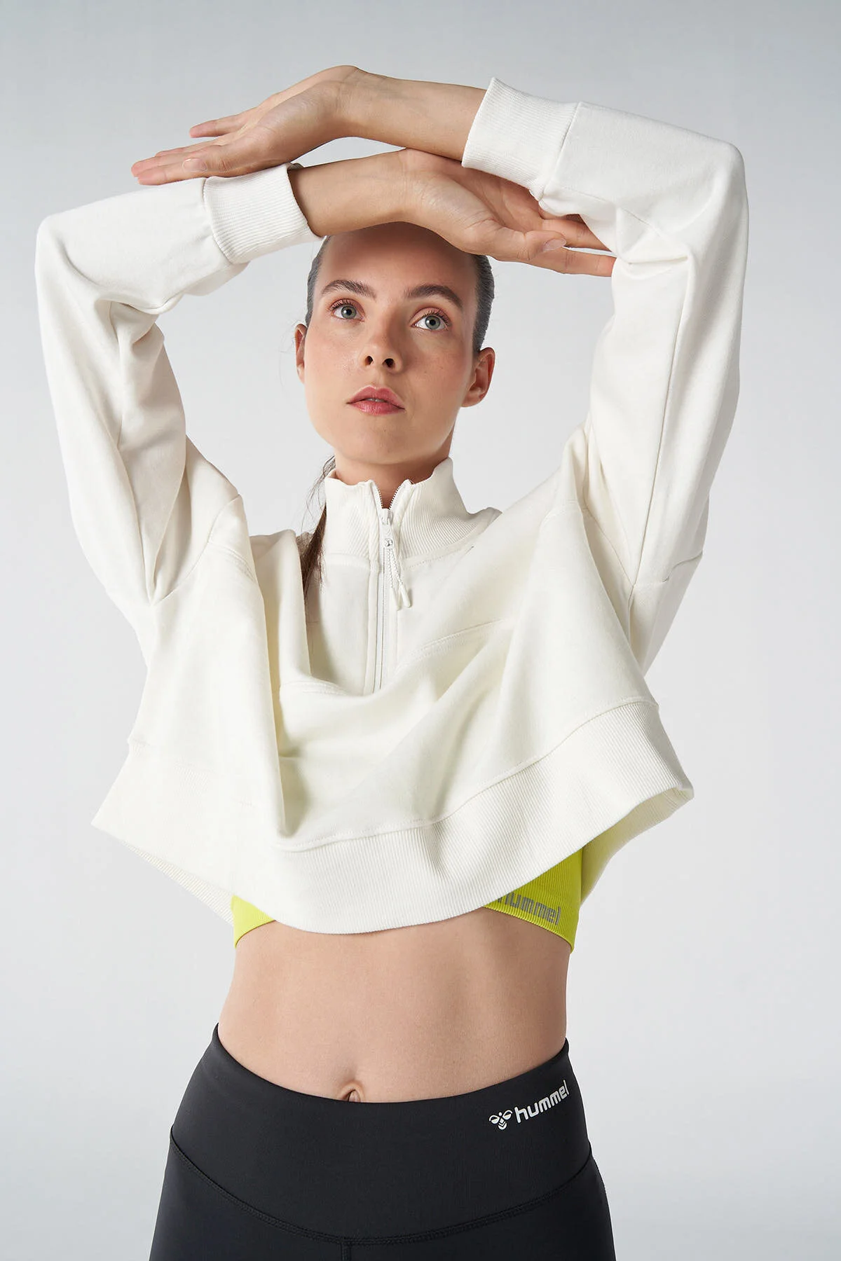 Hummel bluza z zamkiem Shura